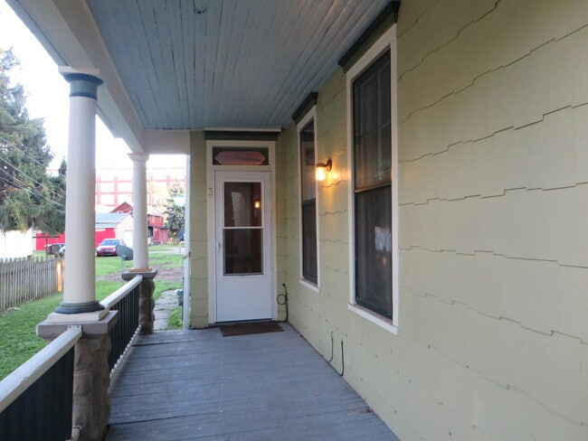 Building Photo - 1125 Wilt St