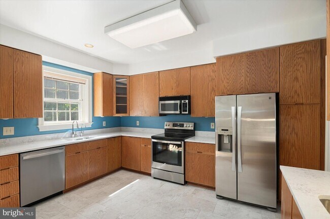 Building Photo - 8319 Rising Ridge Way
