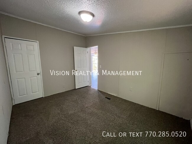 Building Photo - 137 Park W Ct
