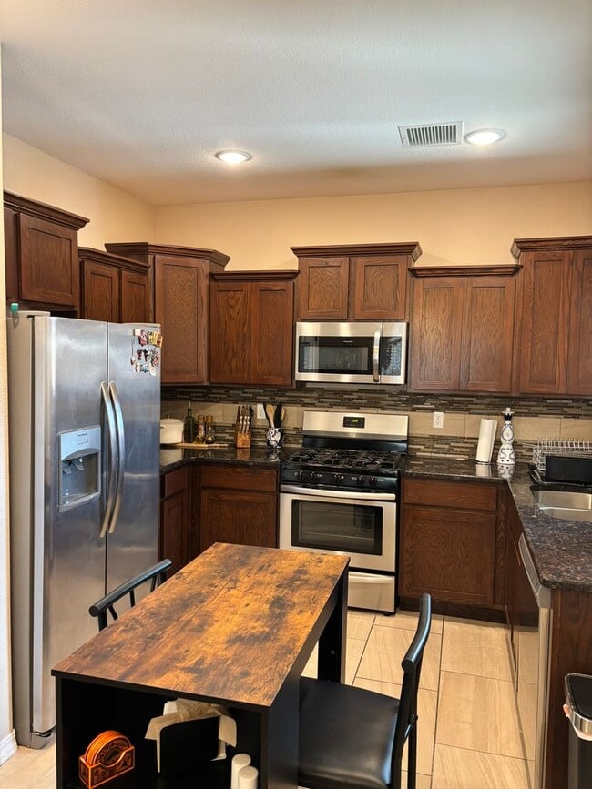 Building Photo - HOME FOR RENT IN THE UPPER VALLEY IN WEST EL PASO