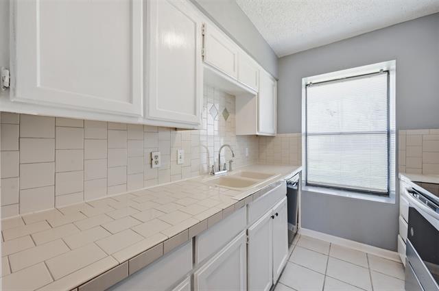 Building Photo - 5809 Mansfield Rd