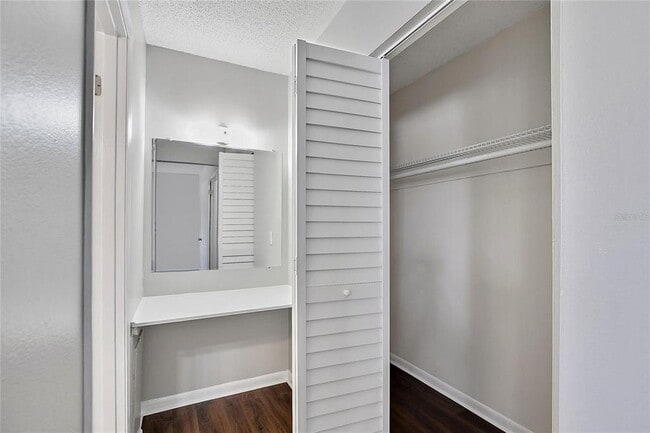 Building Photo - 6345 Newtown Cir