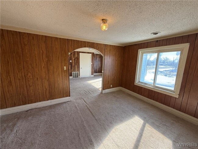 Building Photo - 1816 Military Rd