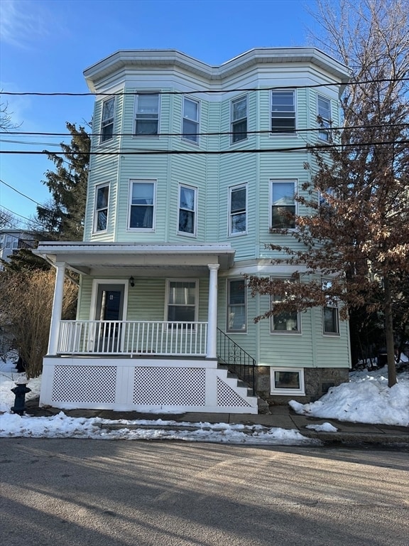 Building Photo - 6 Elm St