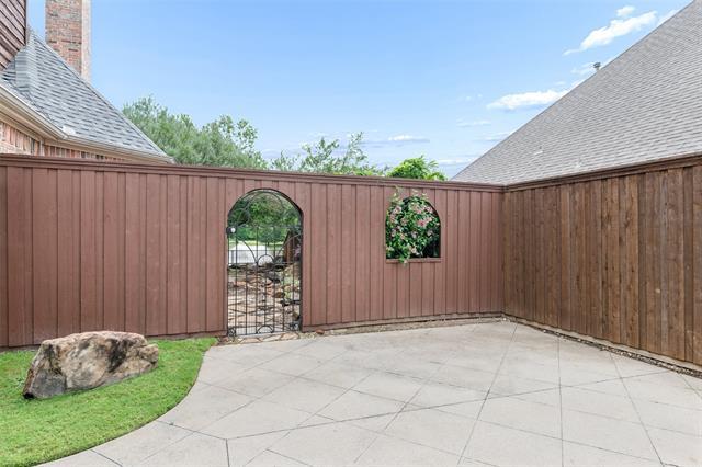 Building Photo - 712 Castle Creek Dr