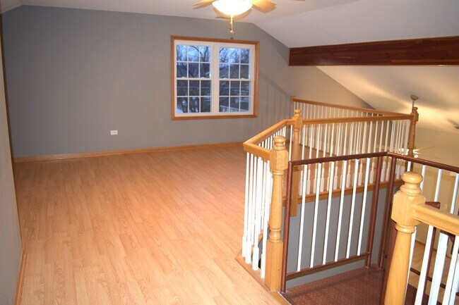 Building Photo - 800 Madison St