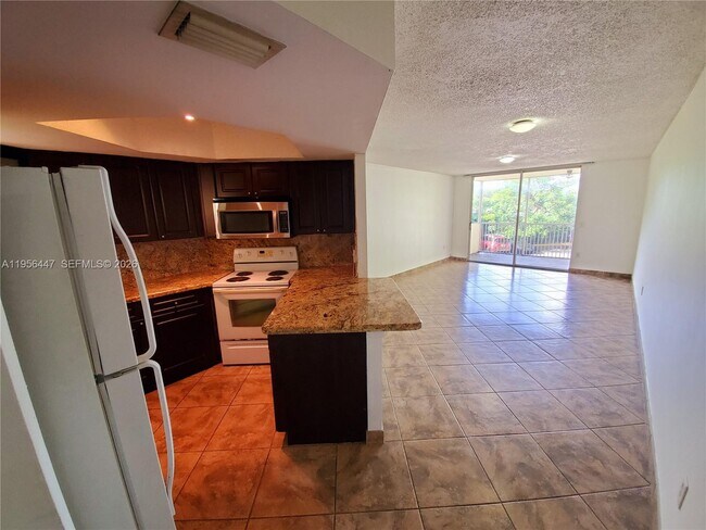 Building Photo - 8363 Lake Dr