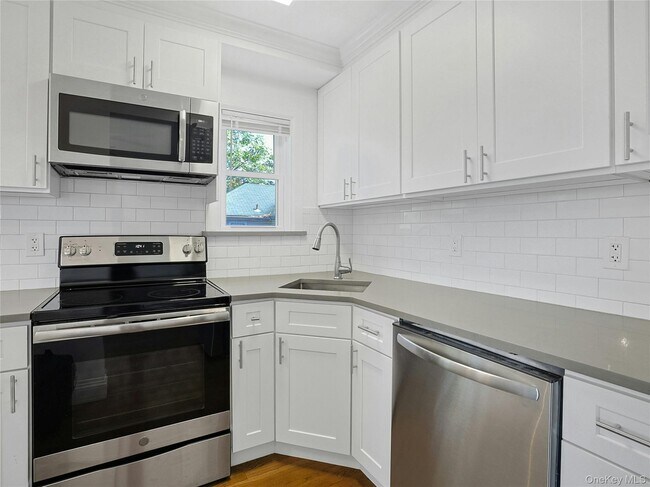 Building Photo - 56 S Highland Ave