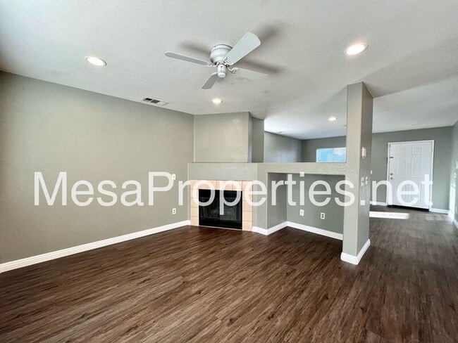 Building Photo - 13939 Kicking Horse Cir