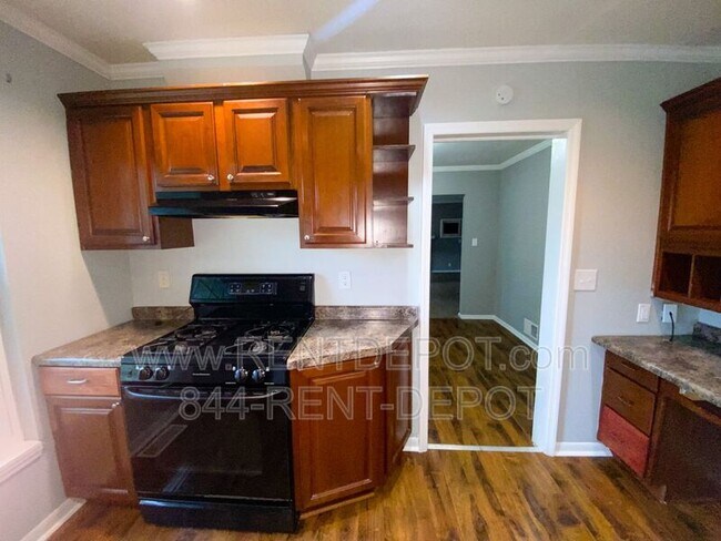 Building Photo - 112 S Lincoln Park Dr