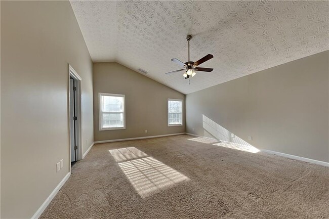 Building Photo - 368 Dunagan Chase Dr SE