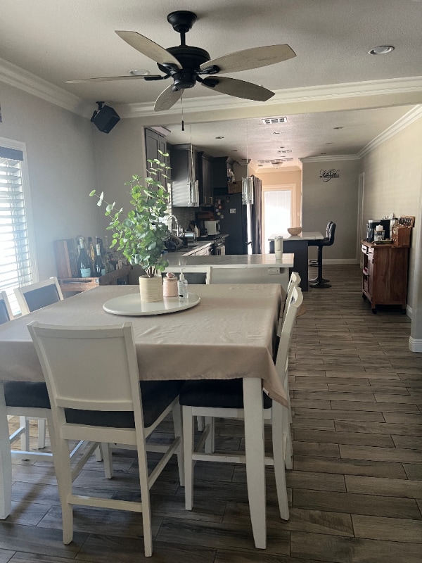 Building Photo - 1128 W Pine St