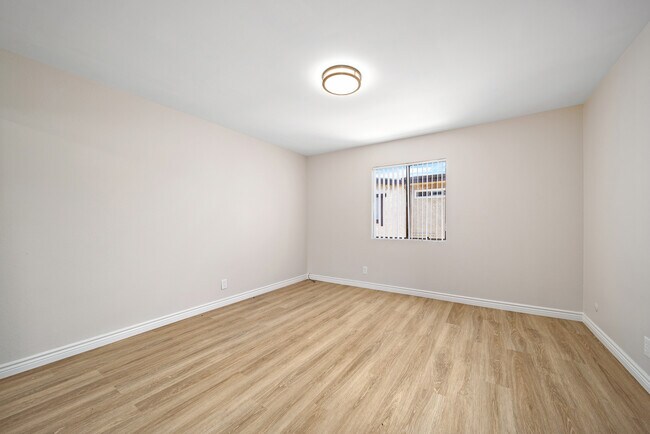 Building Photo - 1624 S 3rd St