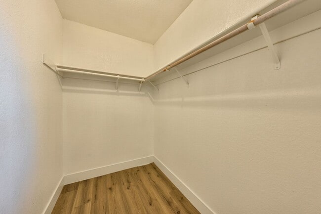 Building Photo - 7936 Sunrise Greens Dr