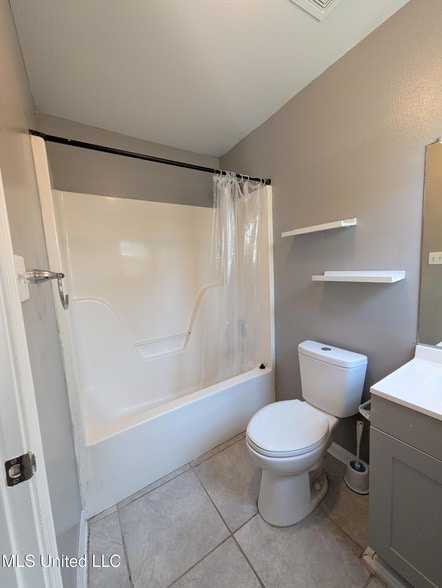 Building Photo - 2909 57th Ave