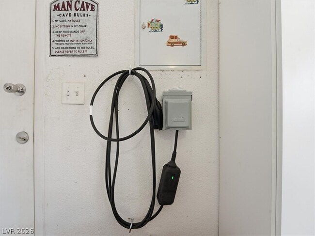 Building Photo - 4904 Winterset Dr