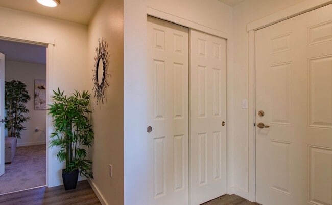 Building Photo - Country Living with Modern Flair: Wake up to the sounds of nature, Live Minutes from Everything