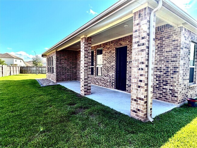 Building Photo - 3715 Rock Ledge Dr