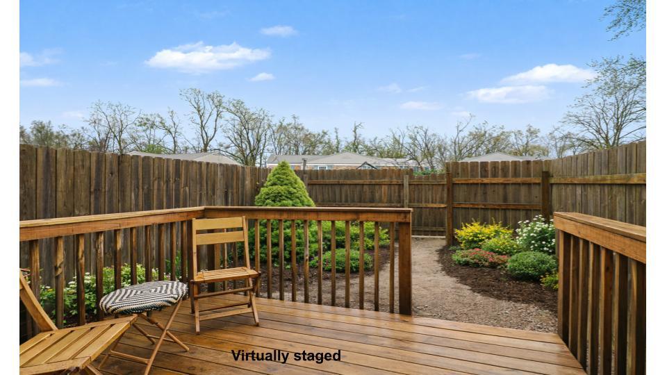 Building Photo - 709 Garland Cir
