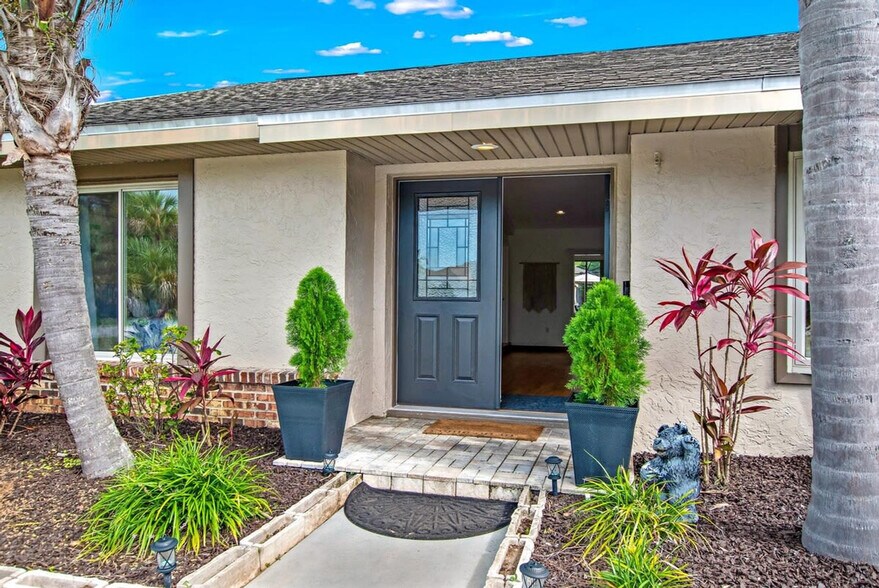 Building Photo - 58 Comanche Ct