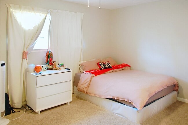 Building Photo - 15510 W Barbara Cir