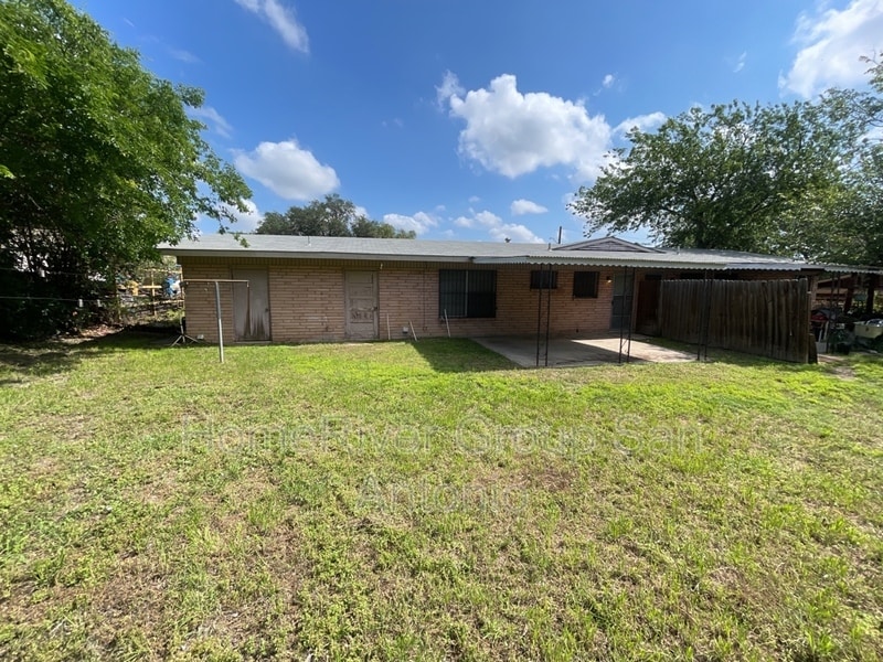 Building Photo - 234 Sunnyland Dr