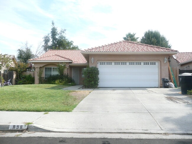 Building Photo - 898 Don Medico Dr