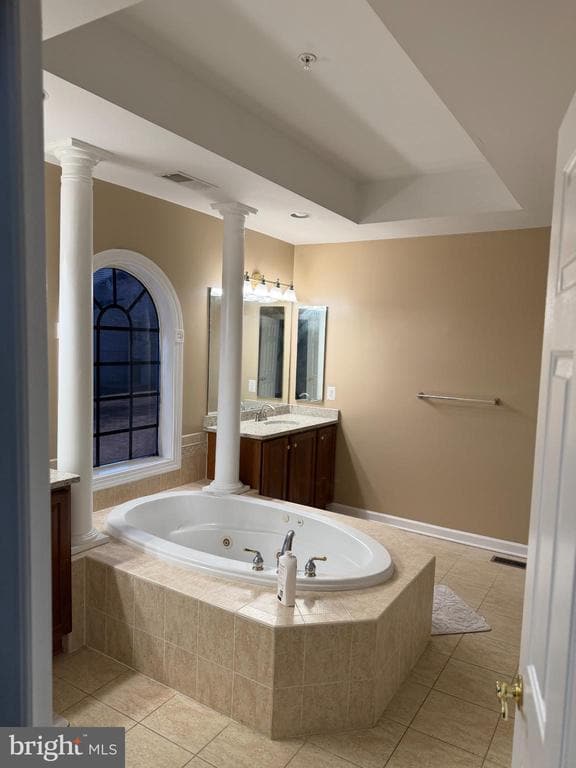 Building Photo - 4004 Ethan Thomas Dr