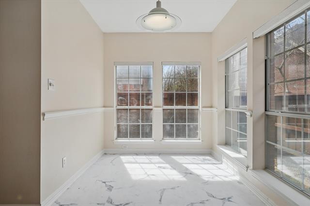 Building Photo - 14625 Windsor Ct