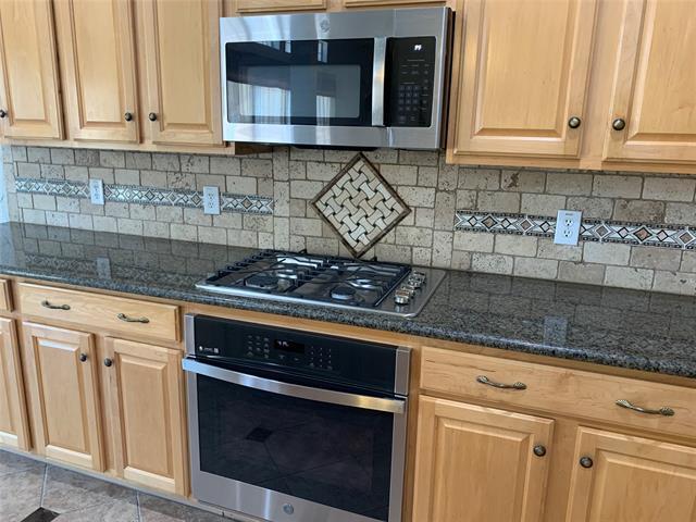 Building Photo - 1313 Limestone Creek Dr