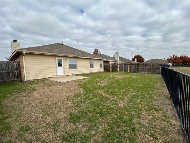 Building Photo - 1249 Round Pen Run