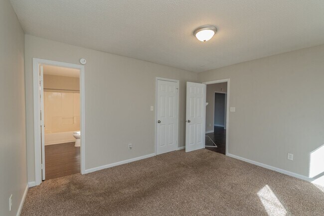 Building Photo - 3609 Stanton Ct