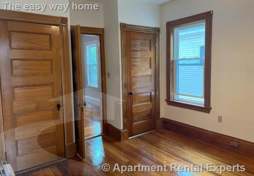 Building Photo - 16 Edward Sullivan Rd