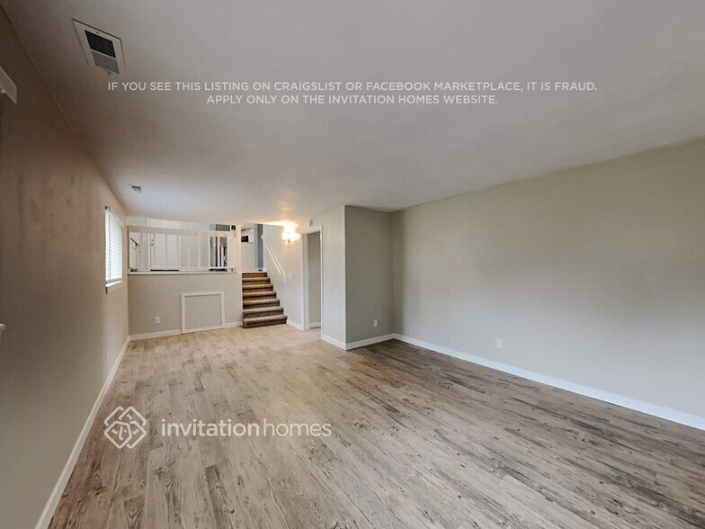 Building Photo - 2557 S Memphis Way