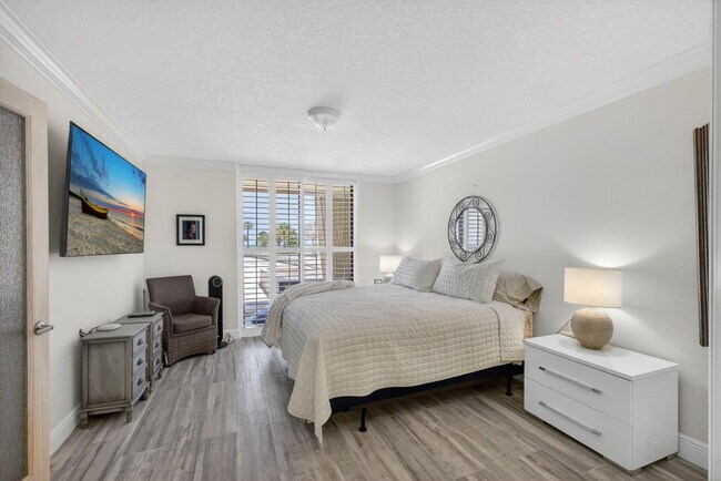 Building Photo - 400 Ocean Trail Way