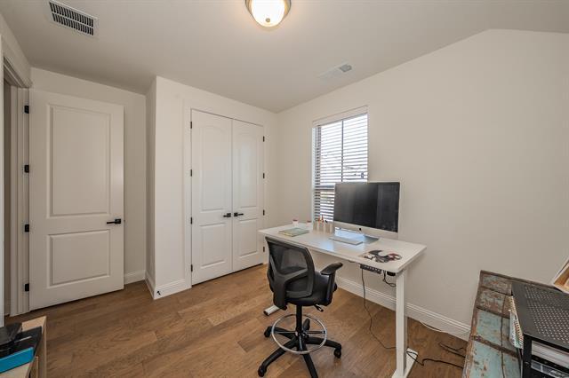 Building Photo - 2221 Pika Rd