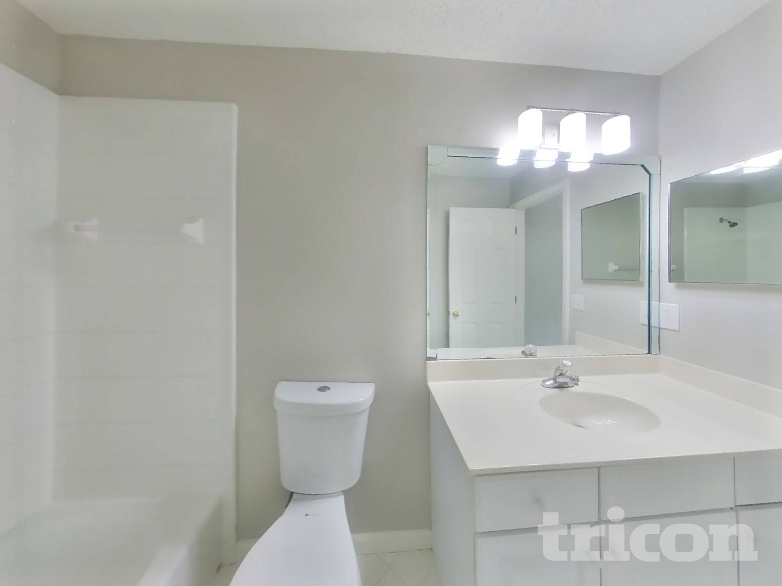 Building Photo - 1648 Country Walk Dr