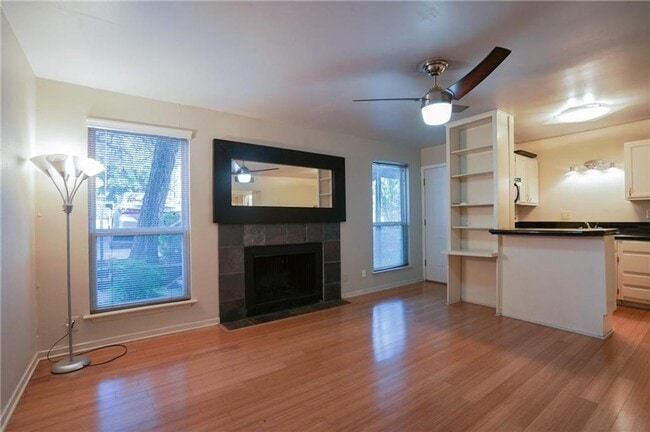 Primary Photo - Cozy Studio Home with Fireplace & Walk-In Closet!