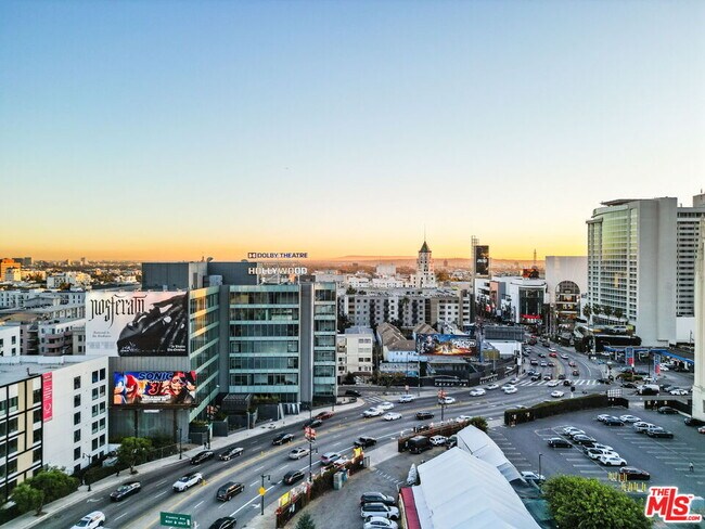 Building Photo - 2700 Cahuenga Blvd