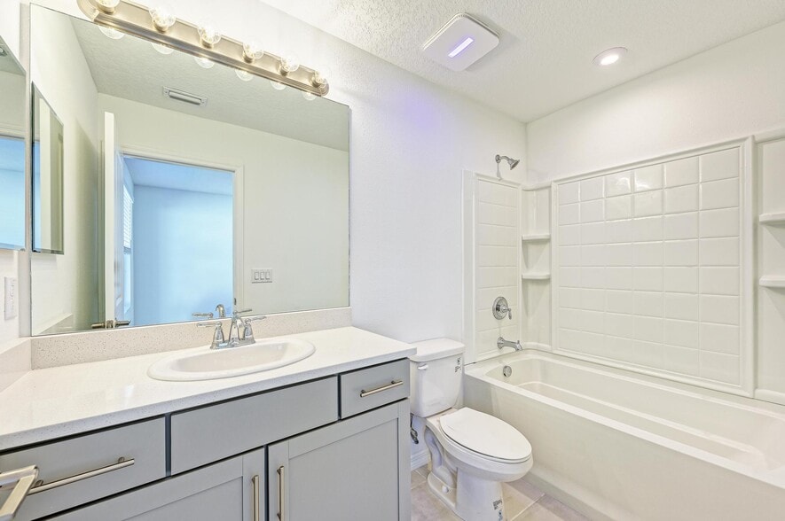 Building Photo - 6354 Fairmont Ln