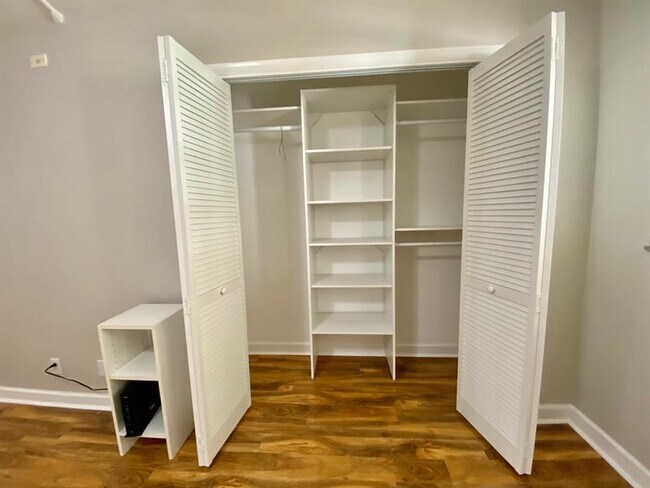 Building Photo - 3051 N Course Dr