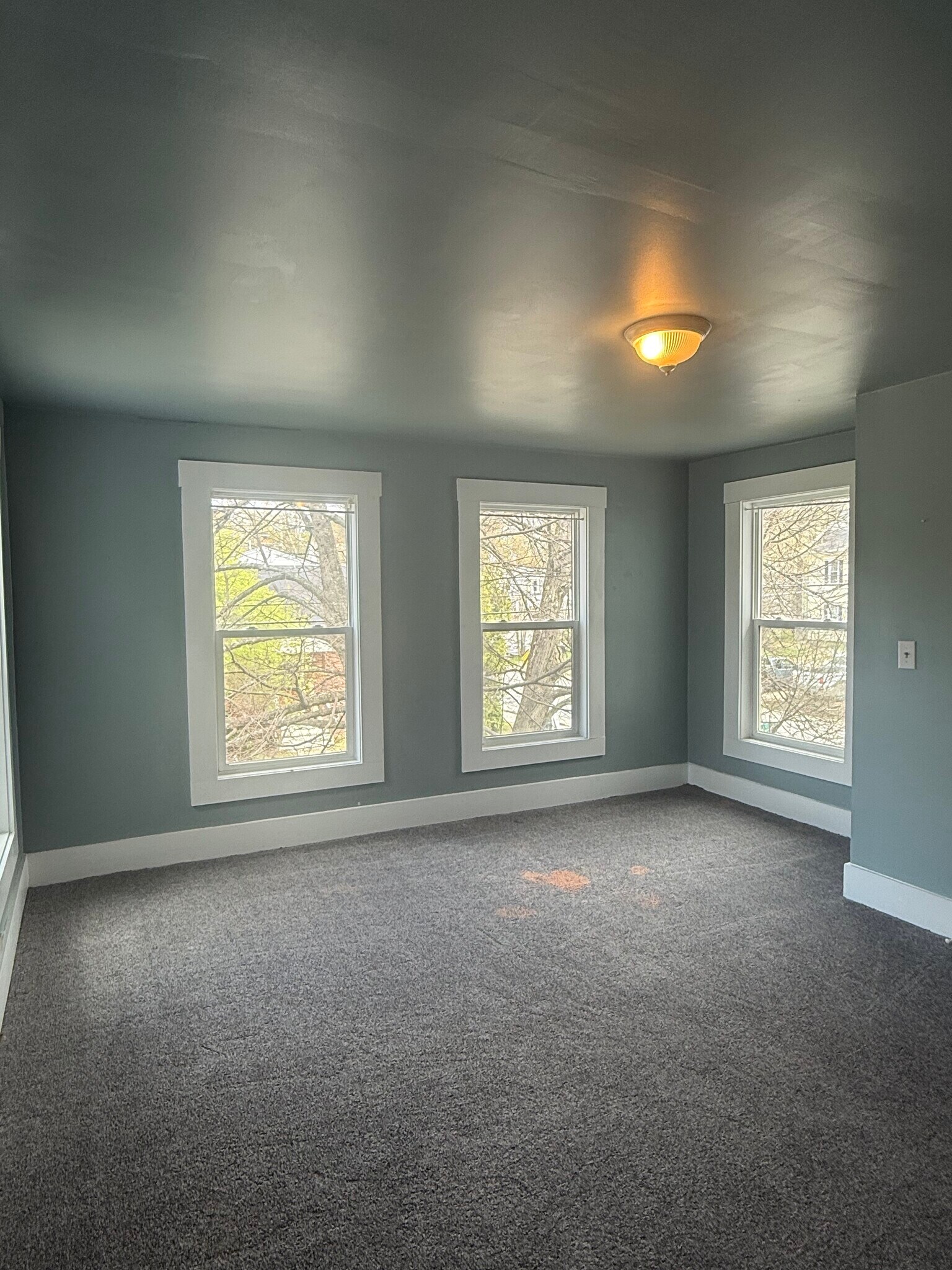 Bedroom - 86 Main St