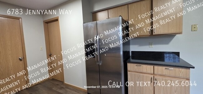 Building Photo - 6783 Jennyann Way