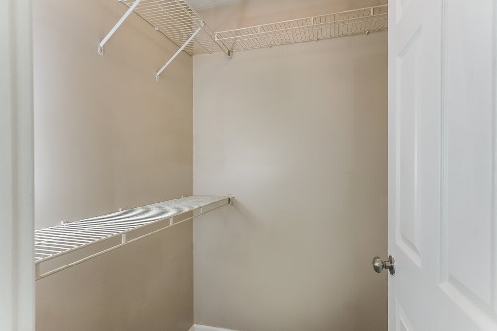 Building Photo - 4724 Granada Dr