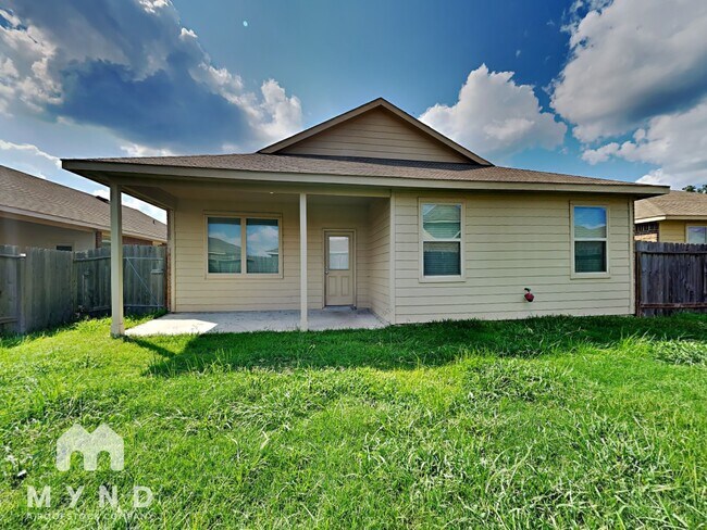 Building Photo - 18060 Atwood Mill Dr
