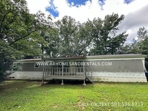 Building Photo - 1111 Green Meadows Dr