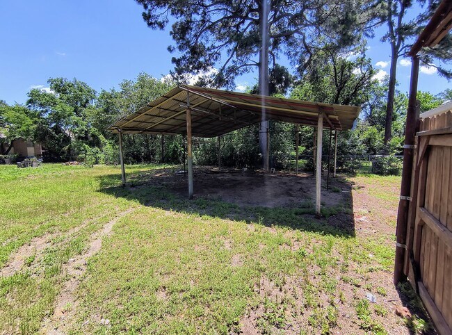 Building Photo - Fully Renovated 3-Bedroom Rental – New Appliances, Huge Yard, Garage, & Individual Room A/C!