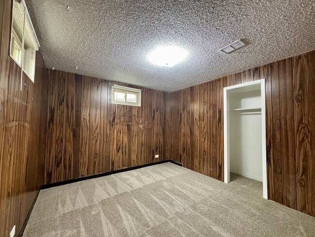 Building Photo - Spacious 4 bedroom home in Westminster! Av...