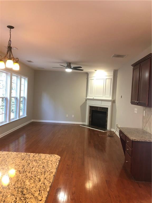 Building Photo - 180 Hammersmith Dr