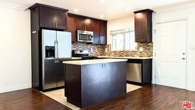 Building Photo - 1728 S Robertson Blvd